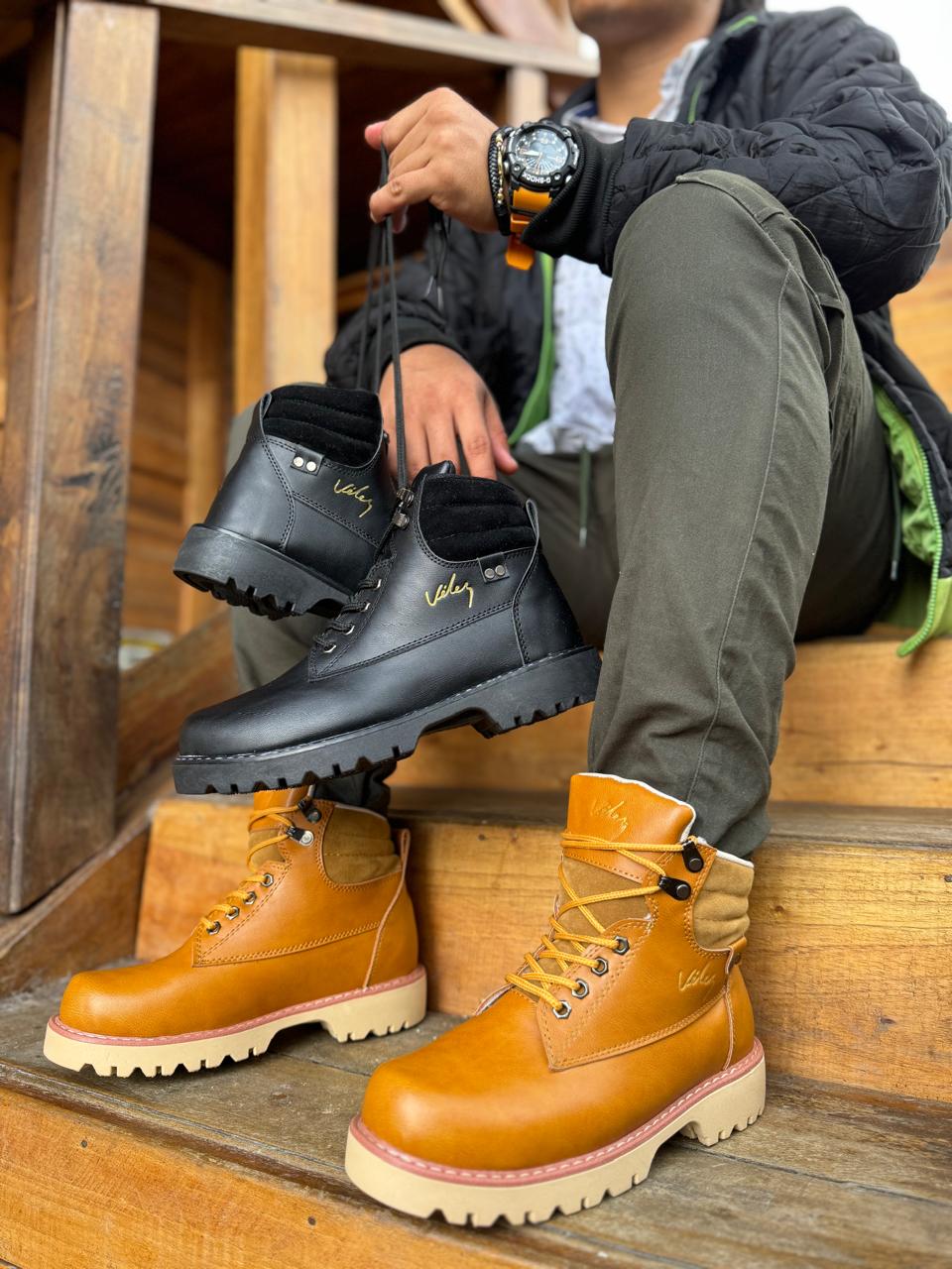 BOTA VELEZ UNISEX 22