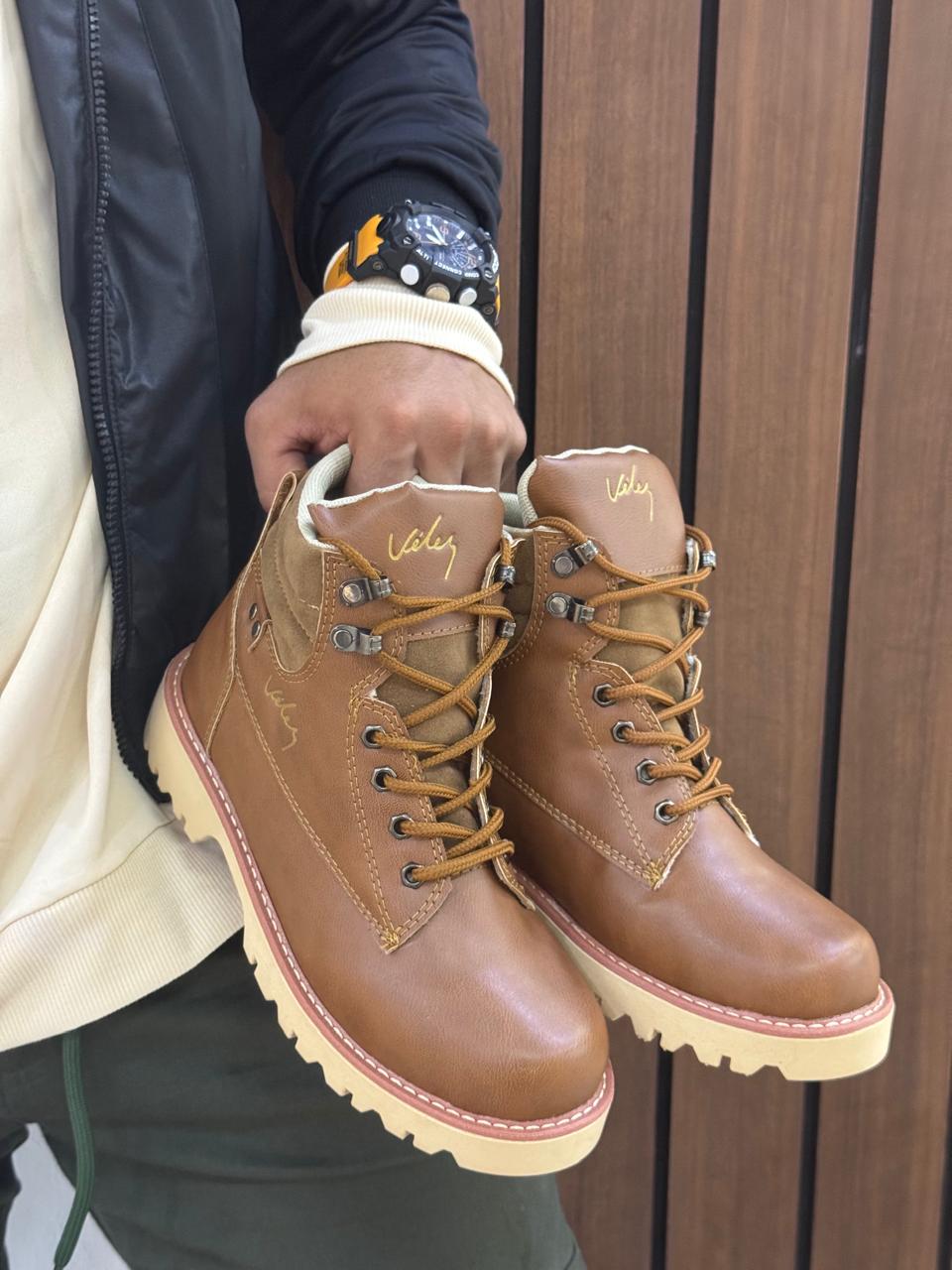 BOTA VELEZ UNISEX 22